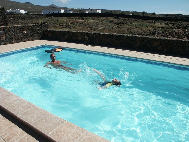 Finca mit Pool und herrlichem Meerblick